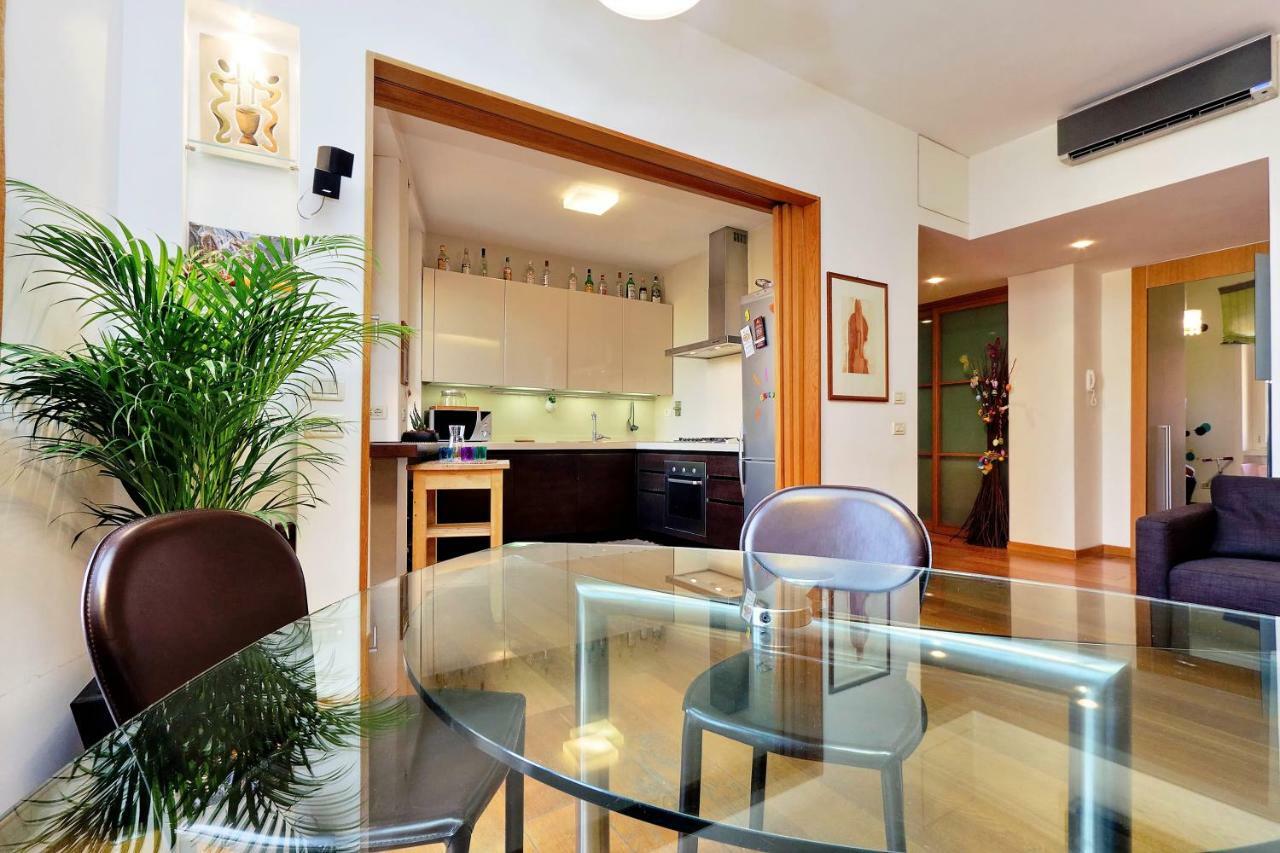 Angelico Family Apartment โรม ภายนอก รูปภาพ