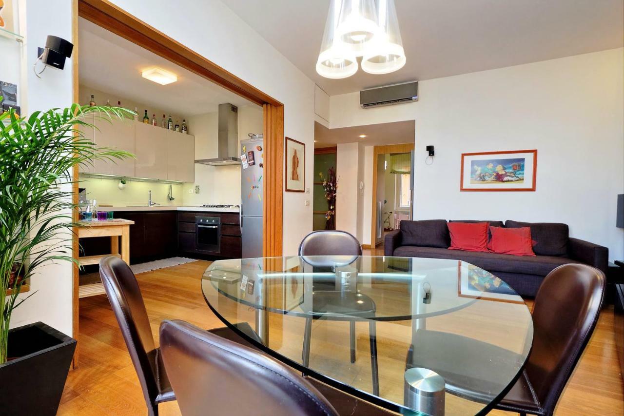 Angelico Family Apartment โรม ภายนอก รูปภาพ
